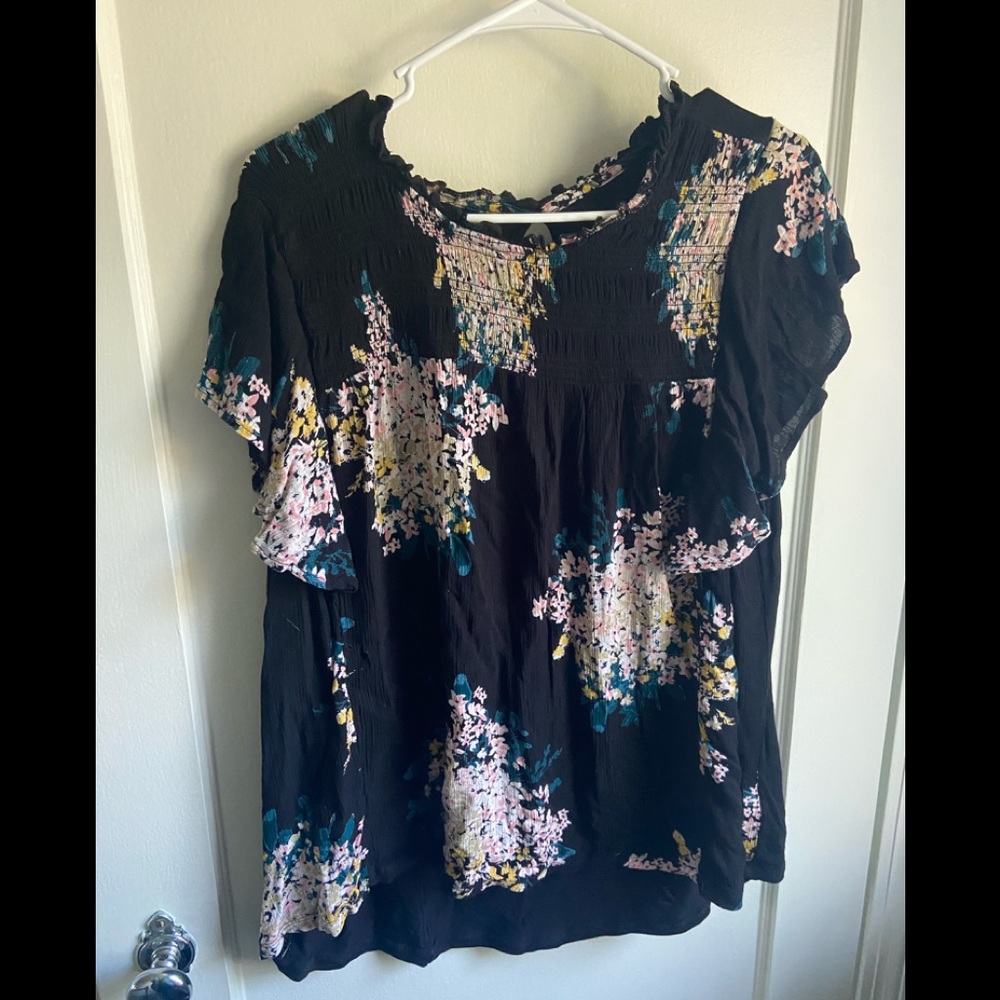Maurices size 2x floral top